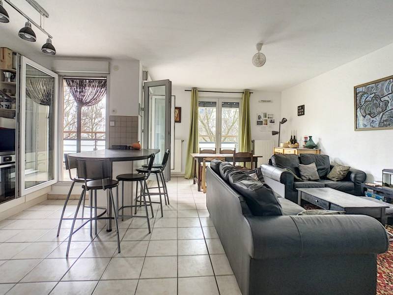 a vendre T4 avec terrasse à Caluire et Cuire